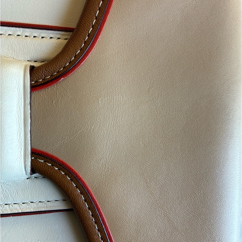 NWOT Coach Courier Wristlet. Classic color block glove tanned leather. - Picture 7 of 9